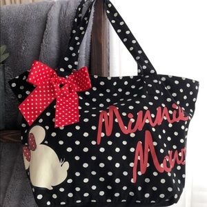 Disney parks Minnie Mouse tote